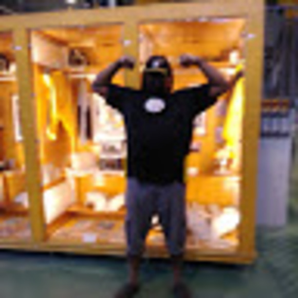 Meet your Posher, Jermaine - Picture 1 of 1